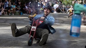 Balapan Big Wheel Warnai Jalanan San Francisco