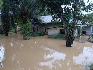 Hujan Lebat Landa Bengkulu, 3 Kabupaten dan Kota Terendam Banjir