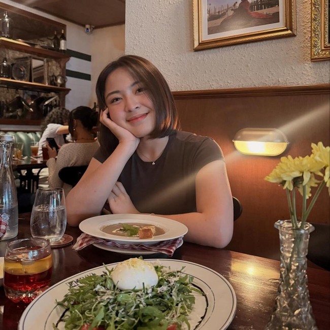 Bernadya Sering Kulineran, Cicip Unagi hingga Makan Ayam Goreng Petai