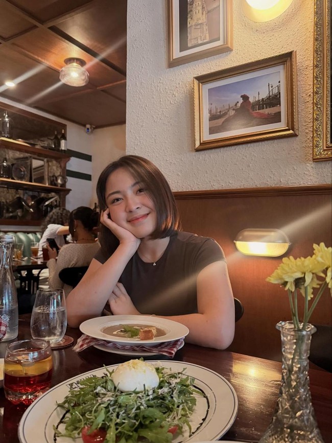 Bernadya Sering Kulineran, Cicip Unagi hingga Makan Ayam Goreng Petai