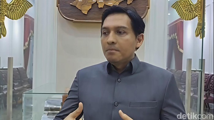 Bupati Indramayu Lucky Hakim