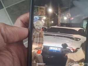Pajak Rp 0, Segini Harga Mobil Milik Pria yang Joget Cuan MBG