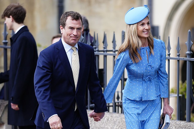 Kebersamaan ini terjadi hanya beberapa hari setelah Harriet dan Peter mengonfirmasi detail awal pernikahan mereka. Pasangan yang mengumumkan pertunangan pada Agustus 2025 itu berencana menikah dalam upacara privat di All Saints’ Church pada Sabtu, 6 Juni. Foto: Getty Images/Max Mumby/Indigo