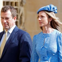 Sosok Harriet Sperling mulai mencuri perhatian publik sejak tampil bersama Peter Phillips, Pangeran Inggris yang merupakan sepupu dari Pangeran William, dalam sejumlah acara keluarga kerajaan Inggris. Kehadirannya terasa semakin dekat dengan keluarga kerajaan, terlebih setelah kabar pernikahan mereka diumumkan. Foto: Getty Images/Max Mumby/Indigo