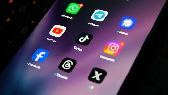 Nudge Technique di Balik Tombol 'Next': Pakar Peringatkan Risiko bagi Anak