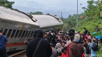 KA Bangunkarta Anjlok di Brebes: Perjalanan Terhambat-Penumpang Dievakuasi