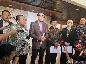 Anggota DPR-DPD Deklarasi Kaukus Parlemen Perdamaian Dunia, Serukan Setop Perang