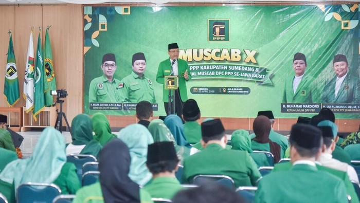 Ketum PPP Mardiono saat membuka Musyawarah Cabang serentak DPC PPP se-Provinsi Jawa Barat, di Sumedang, Minggu (5/4/2026).