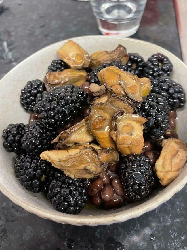 Kombinasi Makanan Paling Aneh yang Bikin Mual, Berani Coba?