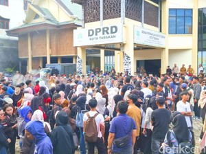 Massa Ancam Turun Lagi ke Jalan Jika Tuntutan Tak Ditanggapi DPRD Kaltara
