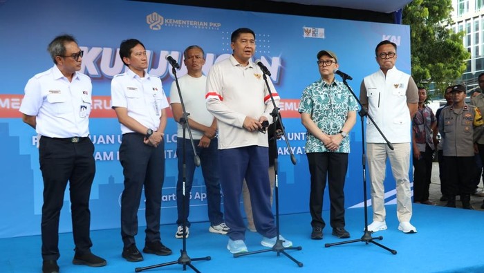 Menteri PKP Maruarar Sirait, Kepala BP BUMN Dony Oskaria hingga Dirut PT KAI Bobby Rasyidin meninjau lahan milik PT KAI untuk program 3 juta rumah