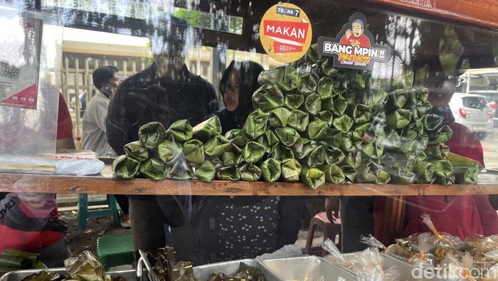 Nasi Timbel Mujahidin Bandung