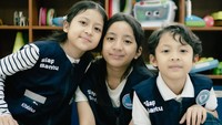 Ini dia ketiga anak Natasha Rizki dan Desta yang disebut Trio Strong. Foto: dok instagram Natasha Rizki