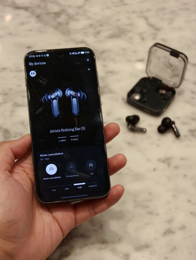 Review Nothing Ear (3): Desain Transparan, Suara Makin Nendang