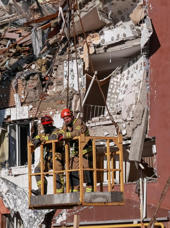 Serangan Drone Rusia Hantam Odesa, Tiga Tewas