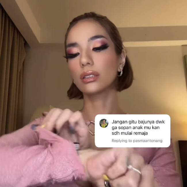 Jawaban Jleb Sheila Marcia soal Diminta Gak Pakai Baju Terbuka saat Nge-DJ