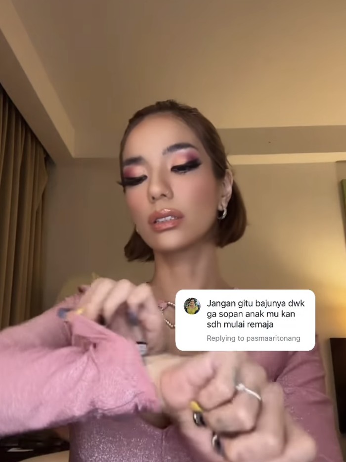 Jawaban Jleb Sheila Marcia soal Diminta Gak Pakai Baju Terbuka saat Nge-DJ