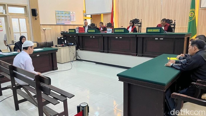 Sidang Alvi pemutilasi Tiara di PN Mojokerto