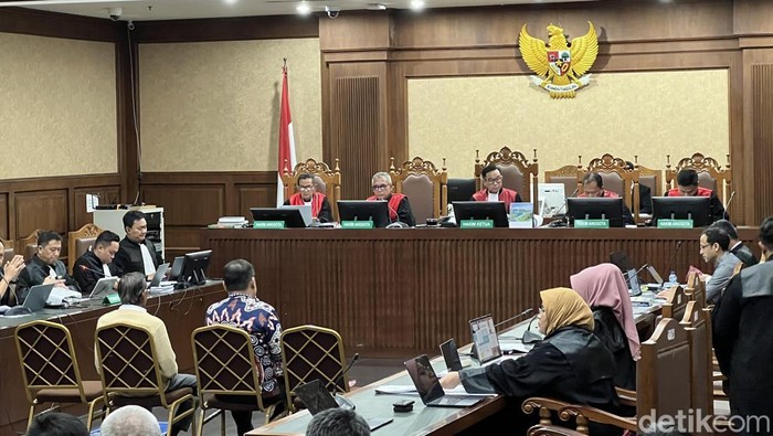 Sidang kasus korupsi laptop Chromebook. (Adhfar/detikcom)
