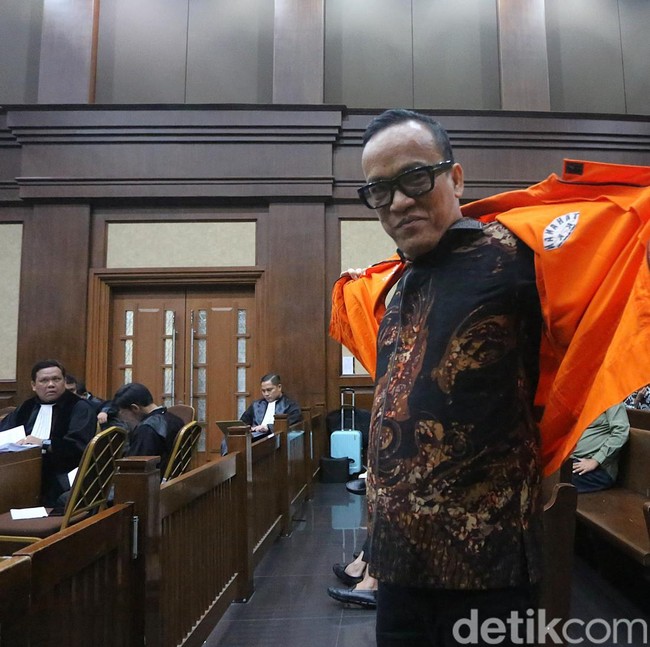 Sidang Noel Berlanjut, Enam Saksi Dihadirkan