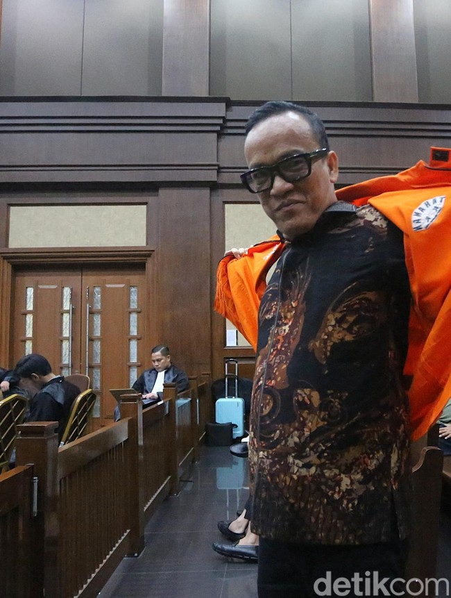 Sidang Noel Berlanjut, Enam Saksi Dihadirkan