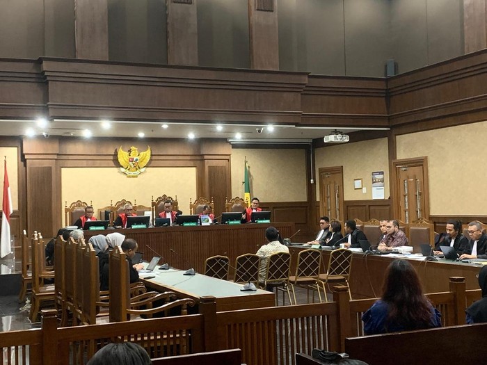 Andi Taufan Garuda Putra di Sidang Kasus Chromebook