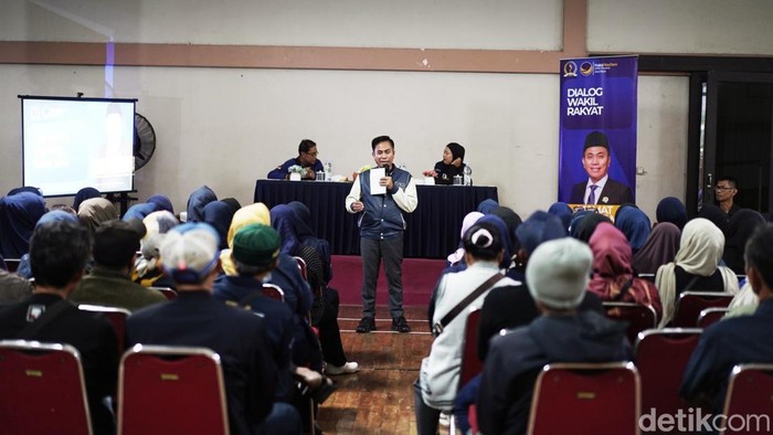 Anggota DPRD Jabar Mamat Rachmat
