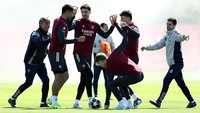 Latihan Baru Arsenal: Pakai Pulpen!