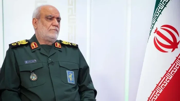 Kepala intelijen Korps ganda Revolusi Iran (IRGC) Majid Khademi tewas dalam serangan gabungan Israel–AS