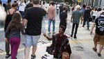 Buenos Aires Argentina Dipenuhi Orang Tidur di Jalanan