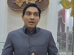 Ini Alasan Lucky Hakim Tak Temui Petambak Saat Aksi di Indramayu