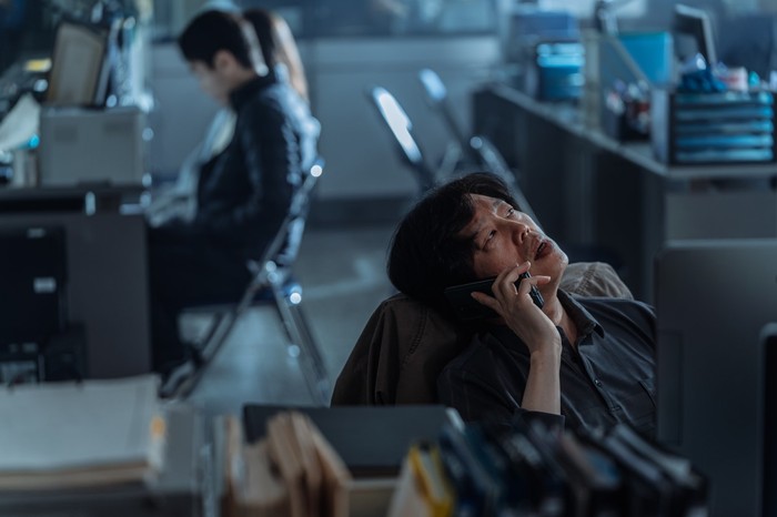 Adegan dalam drama Korea Disney+ Gold Land.