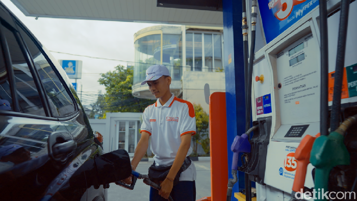 Ilustrasi Isi Bensin Pertamina