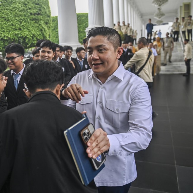 Pemerintah Buka Akses Istana untuk Pelajar