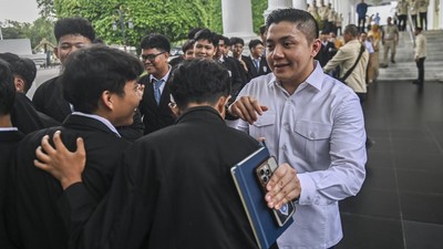 Pemerintah Buka Akses Istana untuk Pelajar
