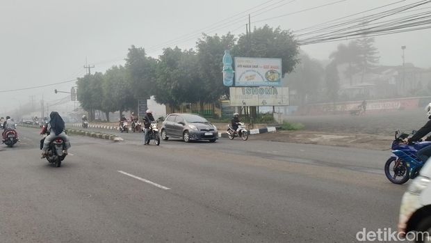 Kabut di Nagreg, Kabupaten Bandung