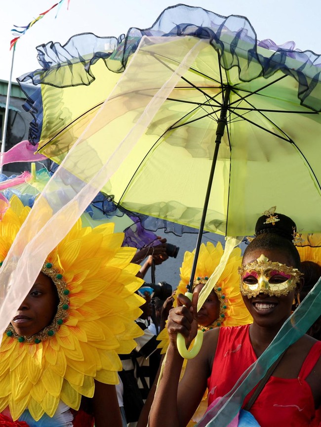Colorful! Karnaval Fanti Lagos Rayakan Warisan Afro-Brasil