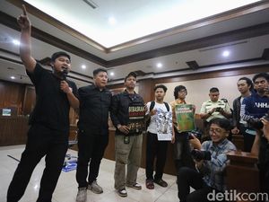 Kasus Konten Demo, Admin @bekasi_menggugat Divonis 7 Bulan Penjara