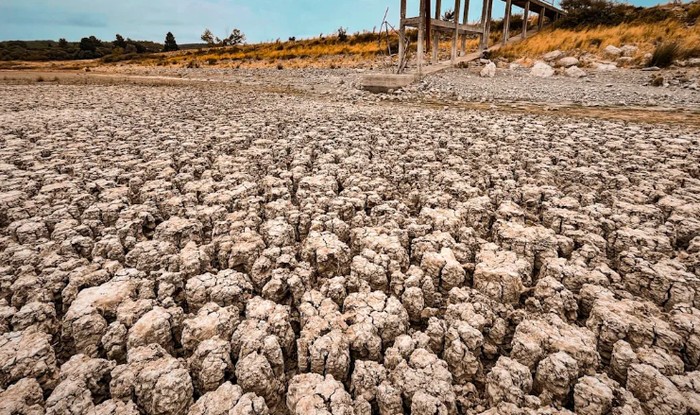 Ilustrasi kekeringan ekstrem
