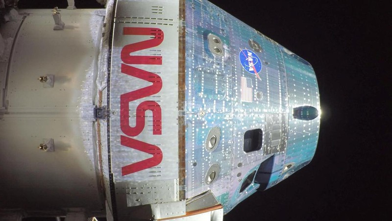 A view of the Moon and the Earth as the Artemis II mission's Orion spacecraft approaches to reach its furthest distance from Earth, in this screengrab taken from a livestream video on April 6, 2026. NASA/Handout via REUTERS    THIS IMAGE HAS BEEN SUPPLIED BY A THIRD PARTY.