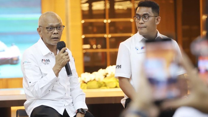 Ajang GT World Challenge Asia 2026 kembali digelar di Mandalika. Balapan kelas dunia ini memadukan kecepatan dengan atraksi budaya.