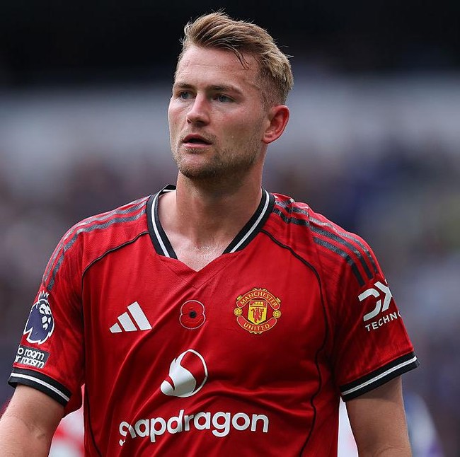 Apesnya Matthijs de Ligt