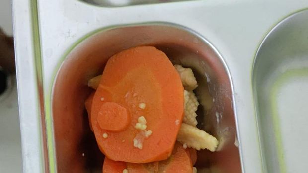 MBG Nganjuk Menu sayur MBG di SDN Mojokendil, Nganjuk
