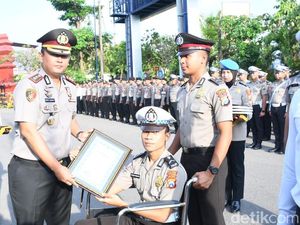 Ganjaran Polisi Madiun Usai Patah Tulang Terlindas Bus yang Diadangnya