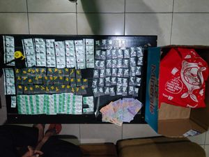 Diduga Jual Tramadol, Warung Kelontong di Tangsel Didobrak Warga