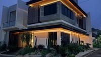 Sahil Mulachela mengatakan rumahnya dibangun dari hasil ngonten sejak 2020. Rumah yang kita beli tanahnya tahun 2021, lalu kita bangun 14 Agustus 2022 & semuanya dilakukan secara cash, tulisnya dilihat di Instagram, Selasa (7/4/2026). (Foto: dok Instagram sahilmulachela)