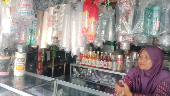 Toko plastik dan kemasan di Ceper, Klaten