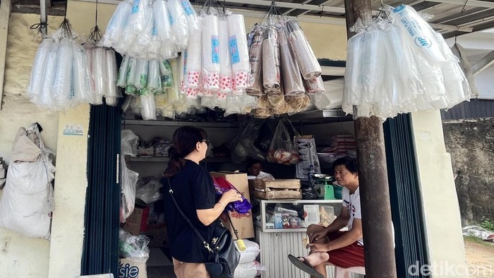 Toko Plastik di Palembang