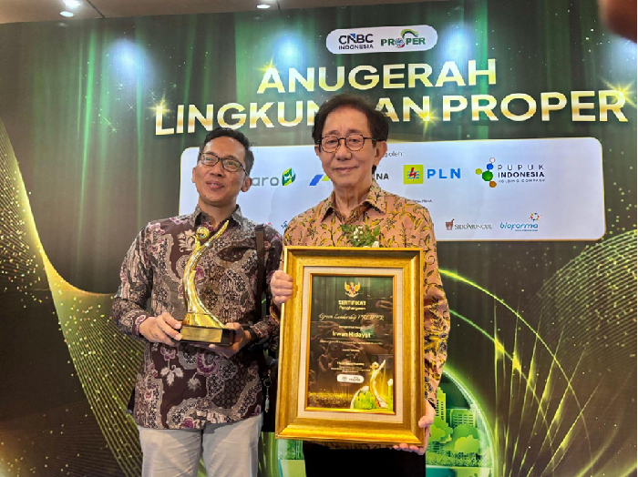 Sido Muncul Raih Penghargaan Proper Emas & Green Leadership dari KLH