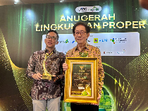 Sido Muncul Raih Penghargaan Proper Emas & Green Leadership dari KLH